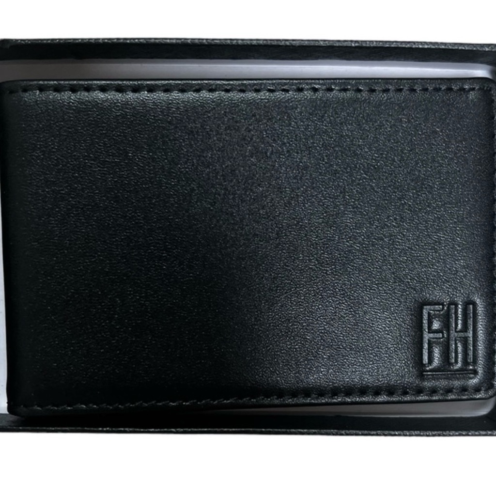 New In Box Black Leather Card Wallet For Men